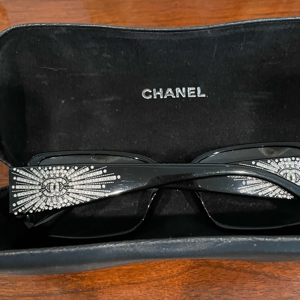 Genuine CHANEL SWAROVSKI Glasses